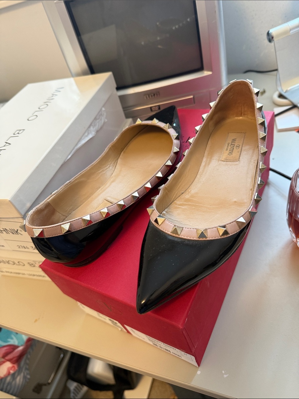 Valentino rockstud flats 37